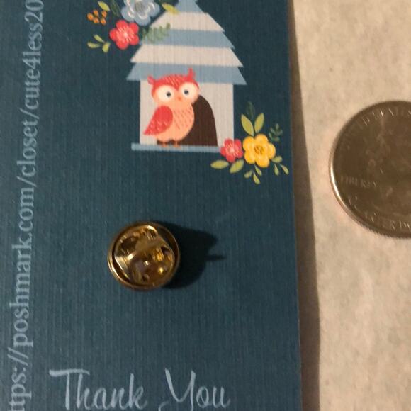 SWEET Pin Brooch - Picture 2 of 2